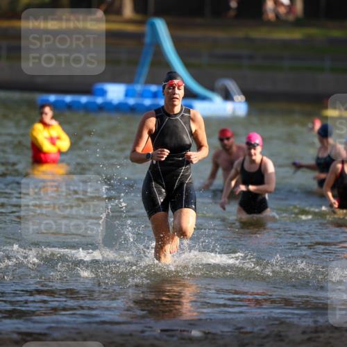 08.09.2024 - Stadtparktriathlon Michael Strokosch http://msf.ph/oto/7024465 08.09.2024 09:48:39 Schwimmen 190, 212, 215, 230, 241, 258 meine-sportfotos.de