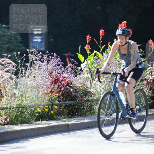08.09.2024 - Stadtparktriathlon Zöllner http://msf.ph/oto/7024528 08.09.2024 10:43:55 Radfahren 299, 310, 349, 364, 457 meine-sportfotos.de