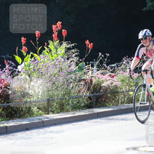08.09.2024 - Stadtparktriathlon Zöllner http://msf.ph/oto/7024561 08.09.2024 10:44:05 Radfahren 299, 357, 389, 457 meine-sportfotos.de