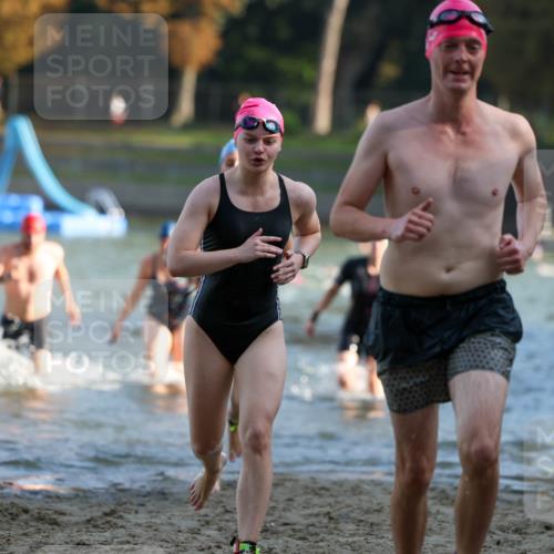 08.09.2024 - Stadtparktriathlon Michael Strokosch http://msf.ph/oto/7024577 08.09.2024 09:48:47 Schwimmen 190, 212, 215, 230, 241, 255, 258 meine-sportfotos.de