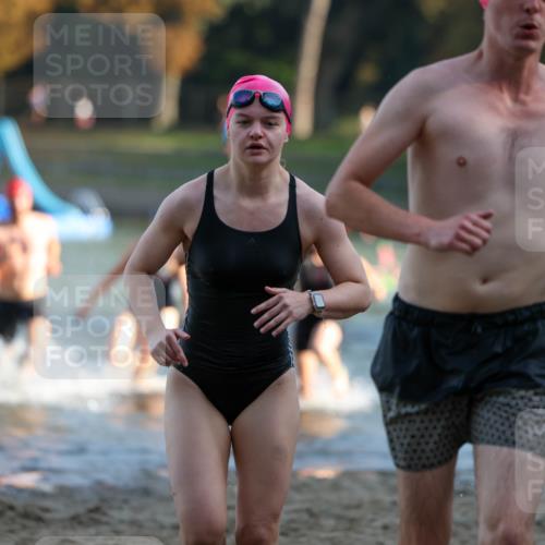 08.09.2024 - Stadtparktriathlon Michael Strokosch http://msf.ph/oto/7024594 08.09.2024 09:48:48 Schwimmen 190, 212, 215, 230, 241, 255 meine-sportfotos.de