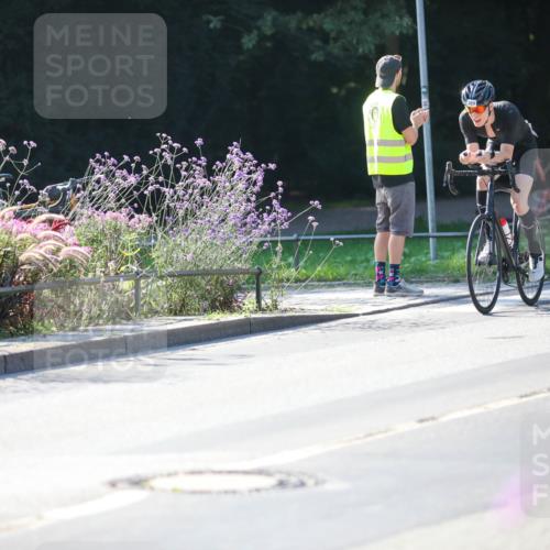 08.09.2024 - Stadtparktriathlon Zöllner http://msf.ph/oto/7024595 08.09.2024 10:44:09 Radfahren 254, 299, 357, 389, 421, 453 meine-sportfotos.de