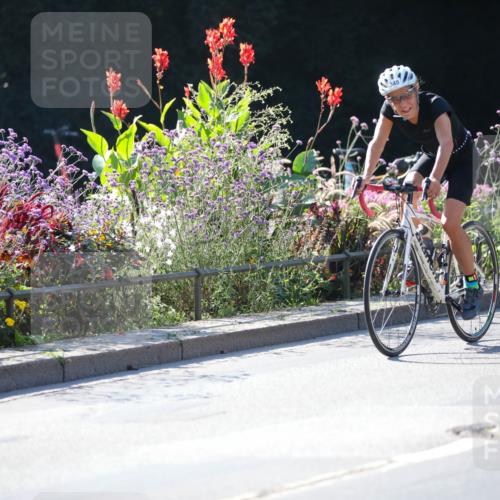 08.09.2024 - Stadtparktriathlon Zöllner http://msf.ph/oto/7024662 08.09.2024 10:44:21 Radfahren 254, 348, 415, 421, 459 meine-sportfotos.de