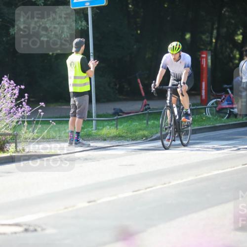 08.09.2024 - Stadtparktriathlon Zöllner http://msf.ph/oto/7024691 08.09.2024 10:44:37 Radfahren 229, 418, 438, 462, 1937 meine-sportfotos.de