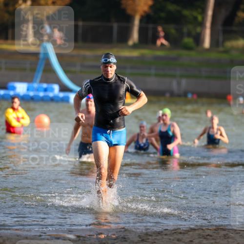 08.09.2024 - Stadtparktriathlon Michael Strokosch http://msf.ph/oto/7024727 08.09.2024 09:49:12 Schwimmen 194, 214, 225, 245 meine-sportfotos.de