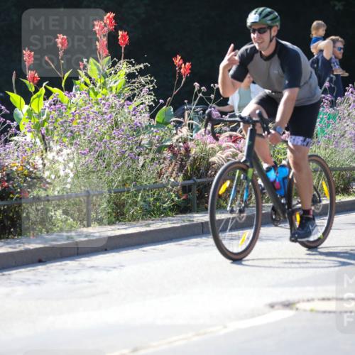 08.09.2024 - Stadtparktriathlon Zöllner http://msf.ph/oto/7024760 08.09.2024 10:44:52 Radfahren 232, 264, 285, 363, 396, 430, 452, 455 meine-sportfotos.de