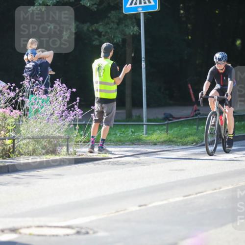 08.09.2024 - Stadtparktriathlon Zöllner http://msf.ph/oto/7024806 08.09.2024 10:45:17 Radfahren 282, 293, 303, 403, 436 meine-sportfotos.de