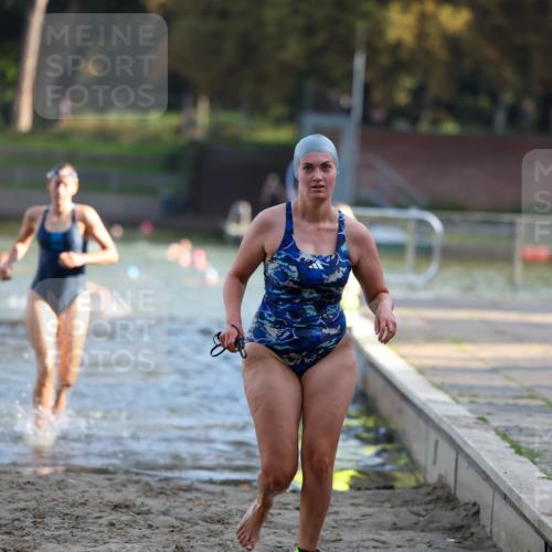 08.09.2024 - Stadtparktriathlon Michael Strokosch http://msf.ph/oto/7024899 08.09.2024 09:49:26 Schwimmen 182, 198, 216, 222, 245 meine-sportfotos.de