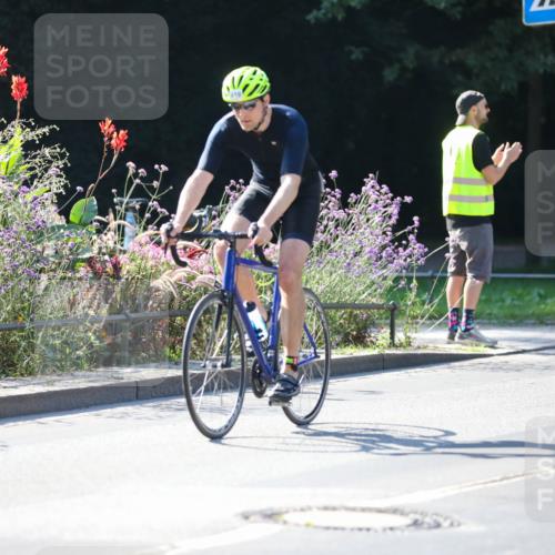 08.09.2024 - Stadtparktriathlon Zöllner http://msf.ph/oto/7024922 08.09.2024 10:46:07 Radfahren 273, 352, 353, 419, 447, 448 meine-sportfotos.de