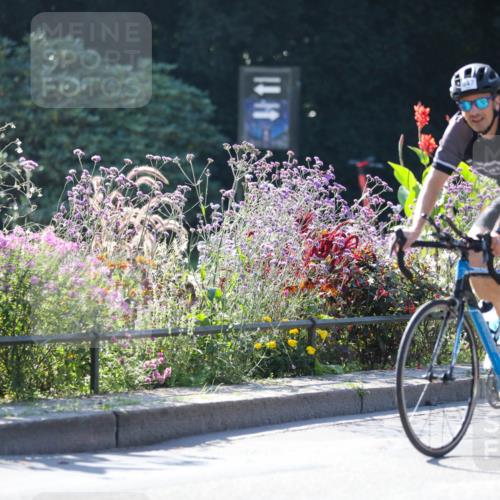 08.09.2024 - Stadtparktriathlon Zöllner http://msf.ph/oto/7024945 08.09.2024 10:46:17 Radfahren 273, 307, 352, 358, 367, 440, 447, 1936 meine-sportfotos.de