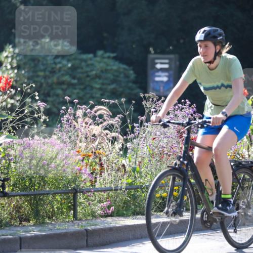 08.09.2024 - Stadtparktriathlon Zöllner http://msf.ph/oto/7024976 08.09.2024 10:46:26 Radfahren 275, 307, 405 meine-sportfotos.de