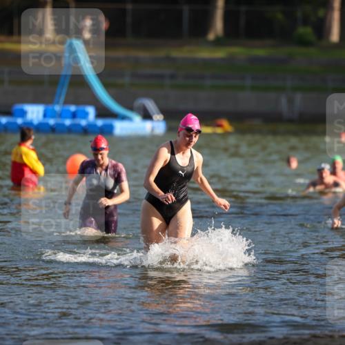 08.09.2024 - Stadtparktriathlon Michael Strokosch http://msf.ph/oto/7024980 08.09.2024 09:49:34 Schwimmen 186, 216, 244 meine-sportfotos.de