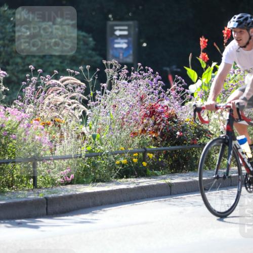 08.09.2024 - Stadtparktriathlon Zöllner http://msf.ph/oto/7025022 08.09.2024 10:46:37 Radfahren 288, 380, 381, 405 meine-sportfotos.de