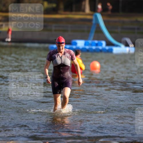 08.09.2024 - Stadtparktriathlon Michael Strokosch http://msf.ph/oto/7025071 08.09.2024 09:49:40 Schwimmen 186, 216, 238, 244 meine-sportfotos.de