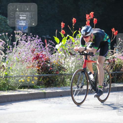 08.09.2024 - Stadtparktriathlon Zöllner http://msf.ph/oto/7025114 08.09.2024 10:47:11 Radfahren 320, 366, 429 meine-sportfotos.de