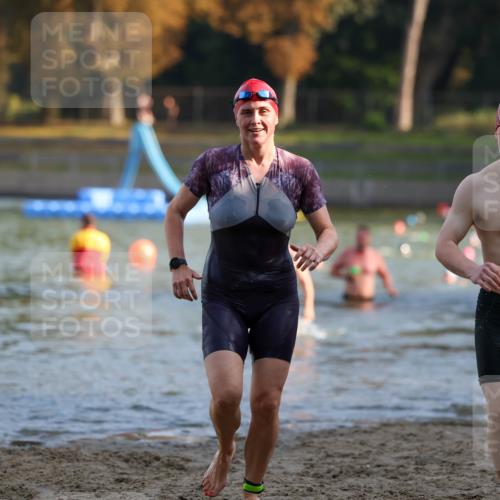 08.09.2024 - Stadtparktriathlon Michael Strokosch http://msf.ph/oto/7025135 08.09.2024 09:49:45 Schwimmen 186, 238, 244 meine-sportfotos.de
