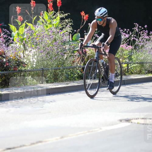 08.09.2024 - Stadtparktriathlon Zöllner http://msf.ph/oto/7025145 08.09.2024 10:47:23 Radfahren 266, 271, 298, 406, 416, 417, 425 meine-sportfotos.de
