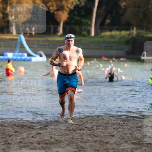 08.09.2024 - Stadtparktriathlon Michael Strokosch http://msf.ph/oto/7025148 08.09.2024 09:49:51 Schwimmen 192, 195, 238 meine-sportfotos.de