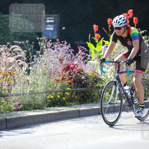 08.09.2024 - Stadtparktriathlon Zöllner http://msf.ph/oto/7025156 08.09.2024 10:47:29 Radfahren 266, 268, 271, 281, 296, 298, 376, 406, 416, 425, 446 meine-sportfotos.de
