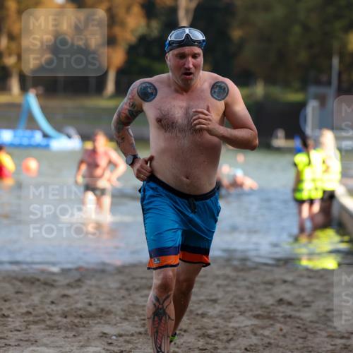 08.09.2024 - Stadtparktriathlon Michael Strokosch http://msf.ph/oto/7025202 08.09.2024 09:49:53 Schwimmen 192, 195, 238 meine-sportfotos.de