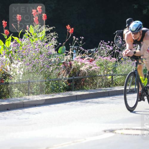 08.09.2024 - Stadtparktriathlon Zöllner http://msf.ph/oto/7025260 08.09.2024 10:47:41 Radfahren 281, 296, 391, 393, 424, 449, 456 meine-sportfotos.de