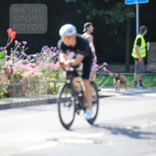 08.09.2024 - Stadtparktriathlon Zöllner http://msf.ph/oto/7025308 08.09.2024 10:47:54 Radfahren 302, 324, 385, 387, 399, 423, 424, 432, 439, 449, 456 meine-sportfotos.de