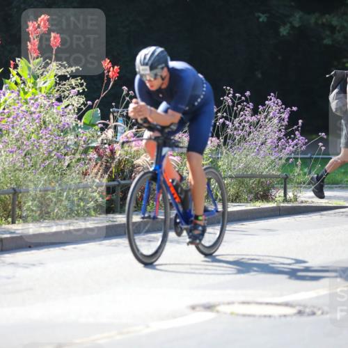 08.09.2024 - Stadtparktriathlon Zöllner http://msf.ph/oto/7025379 08.09.2024 10:48:07 Radfahren 408, 439 meine-sportfotos.de