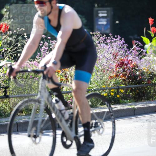 08.09.2024 - Stadtparktriathlon Zöllner http://msf.ph/oto/7025406 08.09.2024 10:48:20 Radfahren 280, 345, 361, 395, 442, 445, 454, 458 meine-sportfotos.de