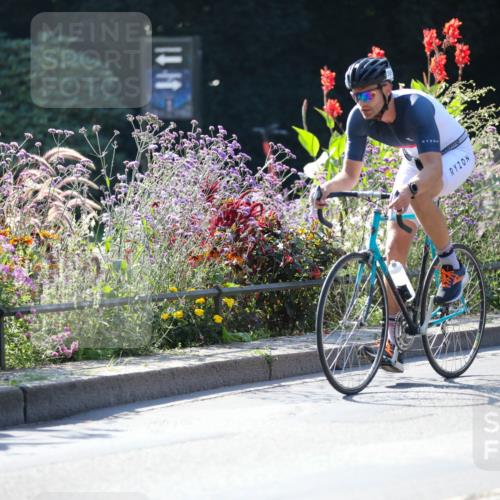08.09.2024 - Stadtparktriathlon Zöllner http://msf.ph/oto/7025414 08.09.2024 10:48:21 Radfahren 280, 338, 345, 361, 386, 395, 442, 445, 454, 458 meine-sportfotos.de