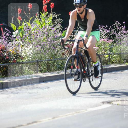 08.09.2024 - Stadtparktriathlon Zöllner http://msf.ph/oto/7025427 08.09.2024 10:48:22 Radfahren 280, 338, 345, 361, 386, 395, 435, 442, 445, 454, 458 meine-sportfotos.de