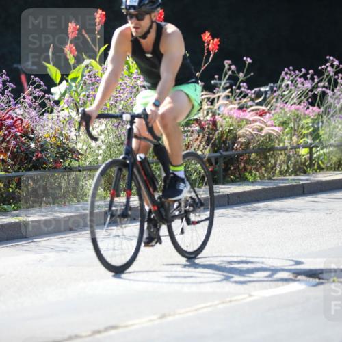 08.09.2024 - Stadtparktriathlon Zöllner http://msf.ph/oto/7025434 08.09.2024 10:48:23 Radfahren 280, 338, 345, 361, 386, 395, 435, 442, 454 meine-sportfotos.de