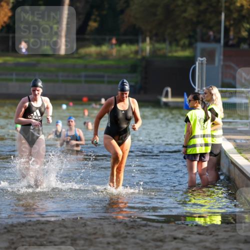 08.09.2024 - Stadtparktriathlon Michael Strokosch http://msf.ph/oto/7025456 08.09.2024 09:50:21 Schwimmen 183, 247 meine-sportfotos.de