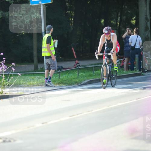 08.09.2024 - Stadtparktriathlon Zöllner http://msf.ph/oto/7025458 08.09.2024 10:48:28 Radfahren 280, 338, 361, 386, 435, 442, 444 meine-sportfotos.de