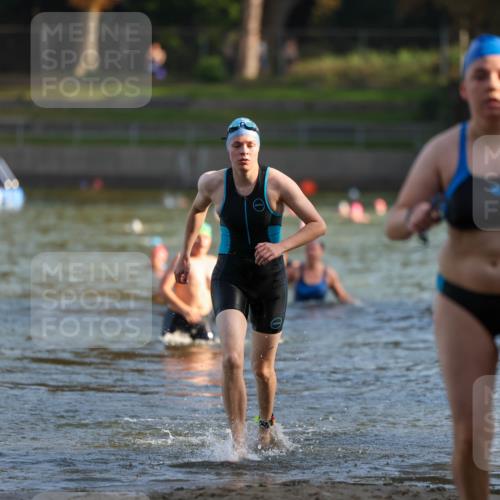 08.09.2024 - Stadtparktriathlon Michael Strokosch http://msf.ph/oto/7025576 08.09.2024 09:50:38 Schwimmen 191, 231, 248 meine-sportfotos.de
