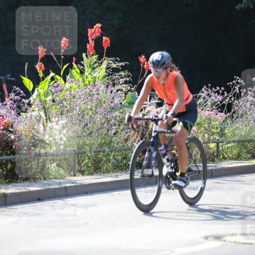 08.09.2024 - Stadtparktriathlon Zöllner http://msf.ph/oto/7025760 08.09.2024 10:49:45 Radfahren 304, 311, 317, 321, 322, 335, 369, 460 meine-sportfotos.de