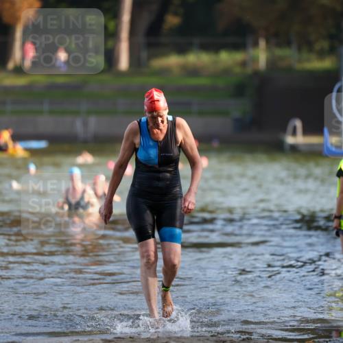 08.09.2024 - Stadtparktriathlon Michael Strokosch http://msf.ph/oto/7025816 08.09.2024 09:51:04 Schwimmen 232 meine-sportfotos.de