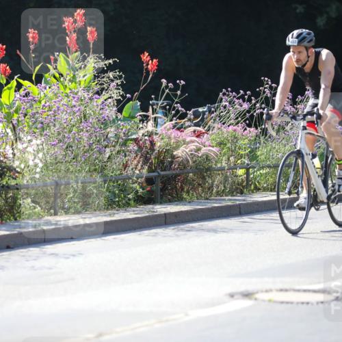 08.09.2024 - Stadtparktriathlon Zöllner http://msf.ph/oto/7025852 08.09.2024 10:50:03 Radfahren 313, 323, 340, 354, 368, 420, 433 meine-sportfotos.de