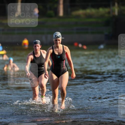 08.09.2024 - Stadtparktriathlon Michael Strokosch http://msf.ph/oto/7025952 08.09.2024 09:51:39 Schwimmen 209, 218 meine-sportfotos.de