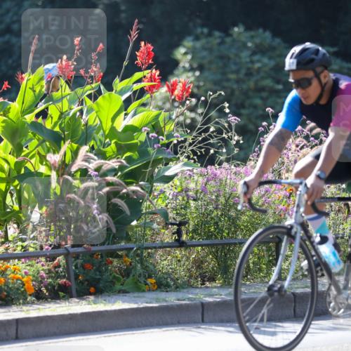 08.09.2024 - Stadtparktriathlon Zöllner http://msf.ph/oto/7025989 08.09.2024 10:50:26 Radfahren 351, 359, 401, 404 meine-sportfotos.de