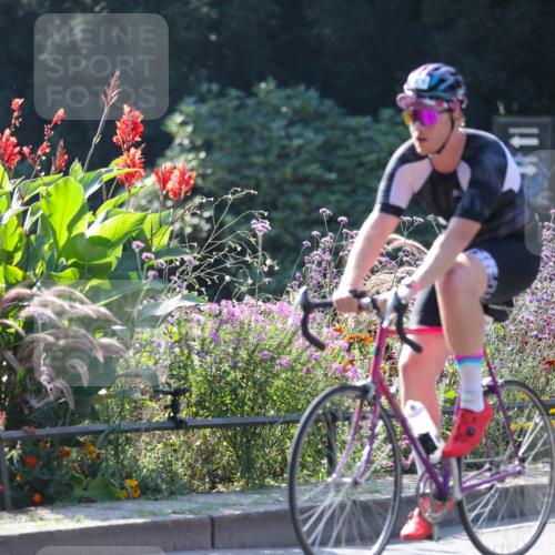 08.09.2024 - Stadtparktriathlon Zöllner http://msf.ph/oto/7026018 08.09.2024 10:50:31 Radfahren 287, 315, 351, 359, 389, 404 meine-sportfotos.de