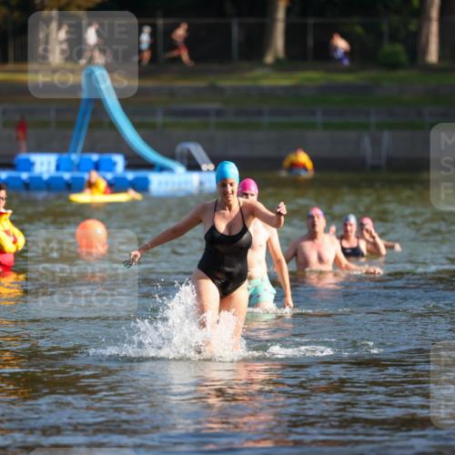 08.09.2024 - Stadtparktriathlon Michael Strokosch http://msf.ph/oto/7026032 08.09.2024 09:51:57 Schwimmen 219 meine-sportfotos.de