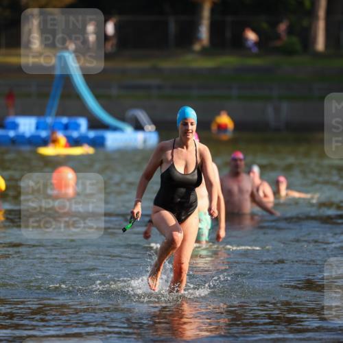 08.09.2024 - Stadtparktriathlon Michael Strokosch http://msf.ph/oto/7026040 08.09.2024 09:51:59 Schwimmen 219 meine-sportfotos.de