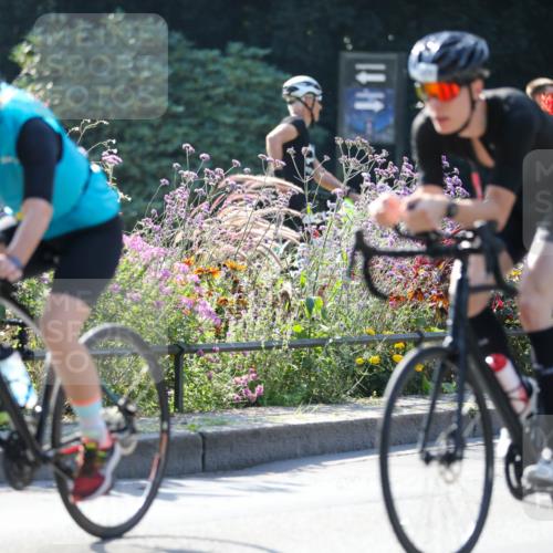 08.09.2024 - Stadtparktriathlon Zöllner http://msf.ph/oto/7026055 08.09.2024 10:50:38 Radfahren 287, 308, 315, 356, 389 meine-sportfotos.de