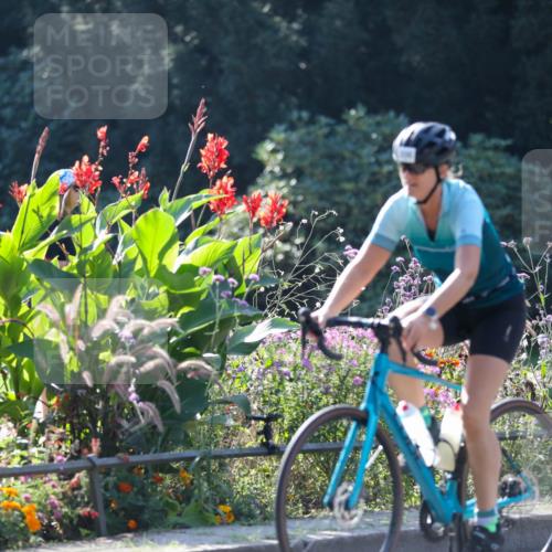 08.09.2024 - Stadtparktriathlon Zöllner http://msf.ph/oto/7026079 08.09.2024 10:50:47 Radfahren 308, 329, 332, 356, 360, 457, 459 meine-sportfotos.de