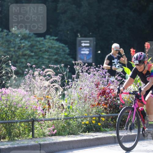 08.09.2024 - Stadtparktriathlon Zöllner http://msf.ph/oto/7026156 08.09.2024 10:50:55 Radfahren 276, 329, 332, 360, 453, 457, 459 meine-sportfotos.de