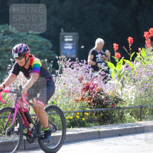 08.09.2024 - Stadtparktriathlon Zöllner http://msf.ph/oto/7026169 08.09.2024 10:50:55 Radfahren 276, 329, 332, 360, 453, 457, 459 meine-sportfotos.de