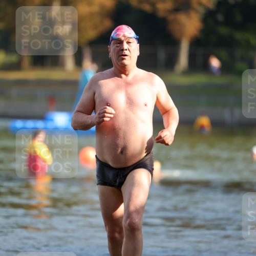 08.09.2024 - Stadtparktriathlon Michael Strokosch http://msf.ph/oto/7026183 08.09.2024 09:52:15 Schwimmen 202, 210, 233, 253 meine-sportfotos.de