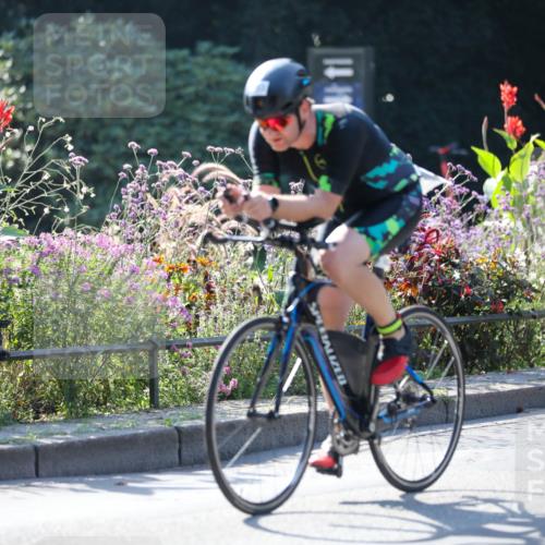 08.09.2024 - Stadtparktriathlon Zöllner http://msf.ph/oto/7026226 08.09.2024 10:51:05 Radfahren 276, 286, 421, 422, 438, 453 meine-sportfotos.de