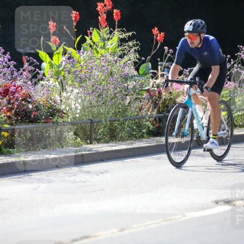 08.09.2024 - Stadtparktriathlon Zöllner http://msf.ph/oto/7026234 08.09.2024 10:51:07 Radfahren 286, 362, 421, 422, 438, 453 meine-sportfotos.de