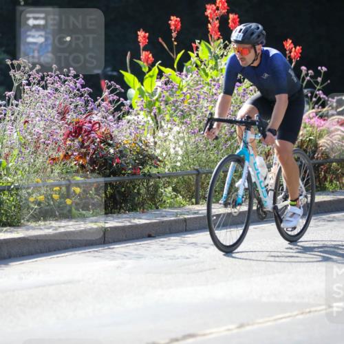 08.09.2024 - Stadtparktriathlon Zöllner http://msf.ph/oto/7026238 08.09.2024 10:51:07 Radfahren 286, 362, 421, 422, 438, 453 meine-sportfotos.de